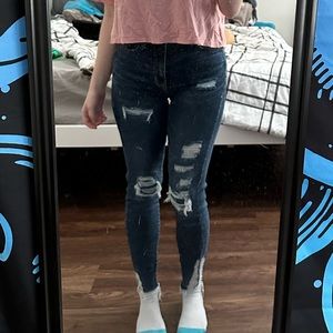 American eagle: false ripped jeans